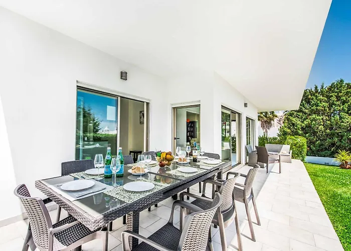 Sao Joao * Calicos (Albufeira)